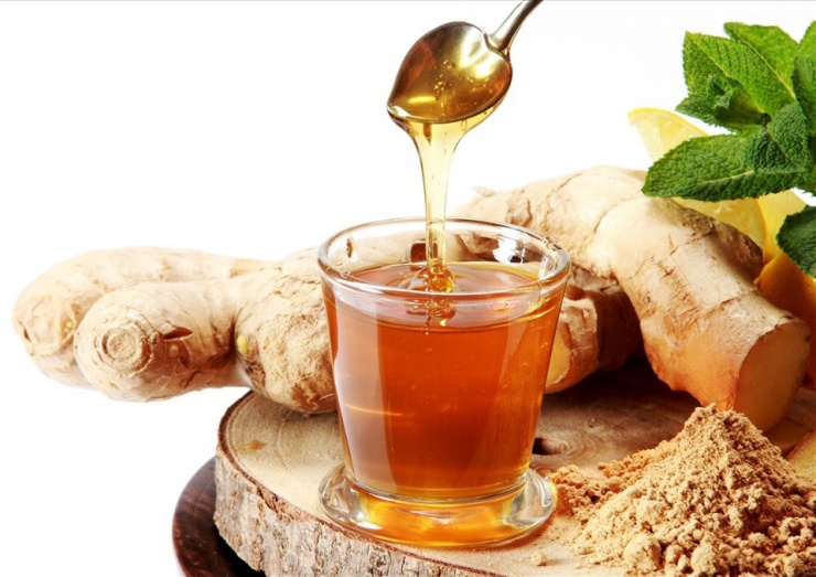 Gừng và mật ong là nguyên liệu thường được sử dụng trong chăm sóc da và giảm cân.