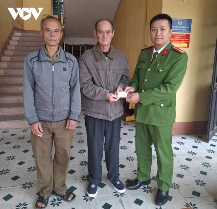 Ông Vũ Văn Sự trở về với gia đình sau hơn 40 năm lưu lạc