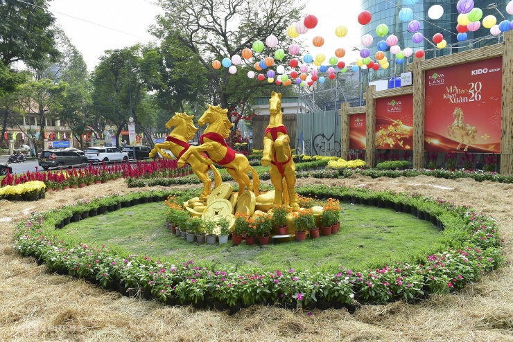 Diện mạo các khu 'đất vàng' bỏ hoang thành công viên dịp Tết - 8