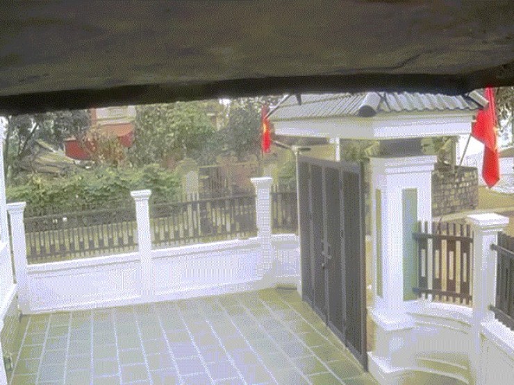 Nhà sập sau tiếng nổ lớn, một người chết