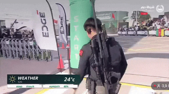 Đội tuyển cảnh sát đặc nhiệm Việt Nam đã có mặt tại UAE SWAT Challenge 2026, diễn ra từ 7/2 đến 11/2 tại Training City ở Al Ruwayyah, Dubai, Các Tiểu vương quốc Ả Rập Thống nhất (UAE).