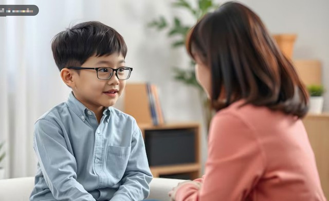 Điều cha mẹ cần dạy con không phải là thờ ơ với người khác, mà là hiểu giới hạn an toàn. Ảnh minh họa