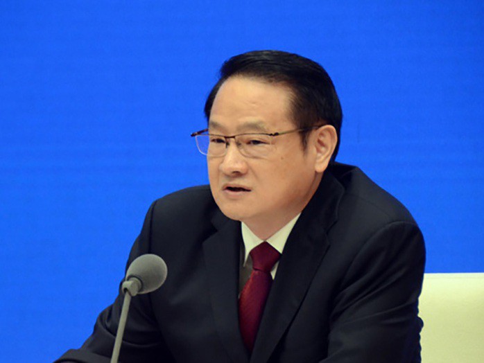 Ông Dịch Luyện Hồng bị điều tra vì nghi ngờ vi phạm kỷ luật và pháp luật nghiêm trọng. Ảnh: Nhân dân Nhật báo