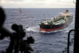 Lực lượng Mỹ đổ bộ lên tàu chở dầu liên quan Nga và Venezuela