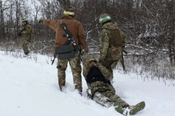 Bị Nga tấn công, các chiến binh Azov khét tiếng của Ukraine đã tự sát