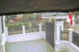 Nhà sập sau tiếng nổ lớn, một người chết