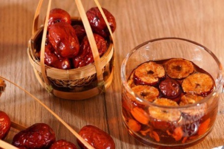 3 loại trà thảo dược giúp tỉnh táo, giảm mệt mỏi khi dọn dẹp Tết