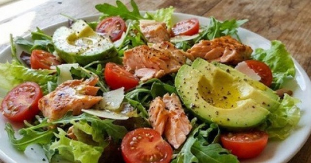 Nên ăn gì trước khi uống rượu: 5 loại thực phẩm giúp giảm say và bảo vệ dạ dày trong dịp Tết