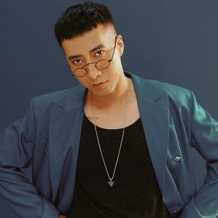 Nhạc sĩ Only C (phải) lên tiếng vụ MV Bống Bống Bang Bang bị xóa sổ.