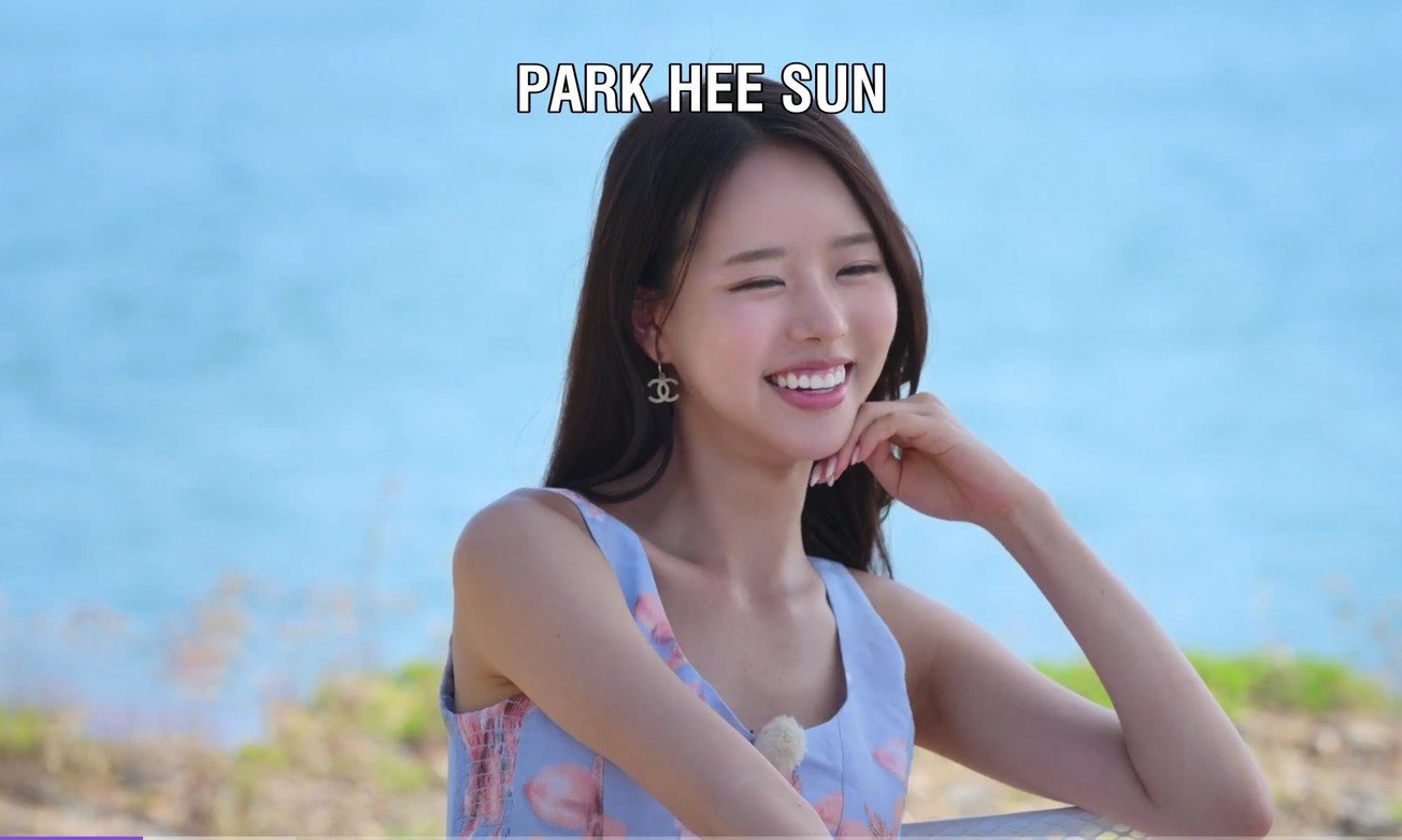 Tham gia Địa ngục độc thân mùa 5 nhưng Park Hee Sun - Á hậu Hàn Quốc 2024 không được bất cứ chàng trai nào để mắt. Từng nhận được nhiều lời mời hẹn hò nhưng Hee Sun chưa thực sự yêu ai say đắm. Cô đến Địa ngục độc thân để tìm kiếm tình yêu. Tuy nhiên, Hee Sun gây tiếc nuối ở tuần phát sóng đầu tiên. Cô hiện diện mờ nhạt, chỉ khoảng 15 phút lên sóng trong suốt 4 tập, xếp thứ 9/13 dàn cast.