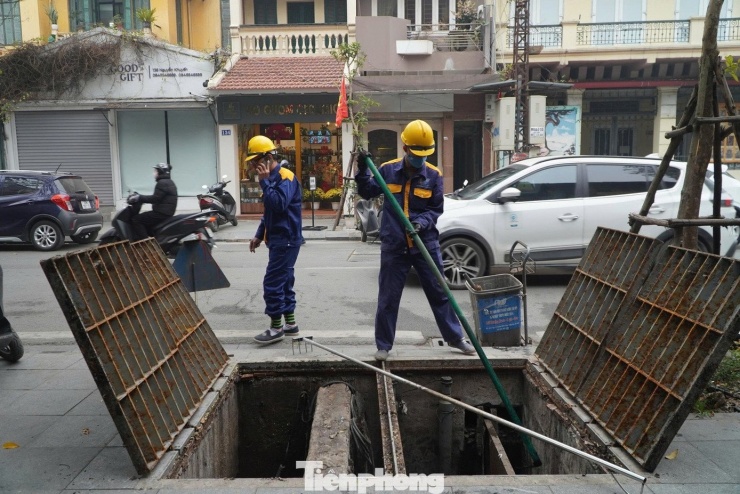 Một trong những bể ngầm chống ngập đầu tiên ở Hà Nội, được xây dựng tại phố Nguyễn Khuyến, phường Văn Miếu - Quốc Tử Giám