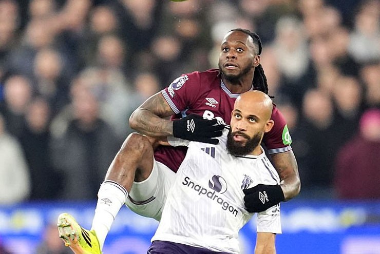 Video bóng đá West Ham - MU: Cay đắng VAR, vỡ òa phút 90+6 (Ngoại hạng Anh)