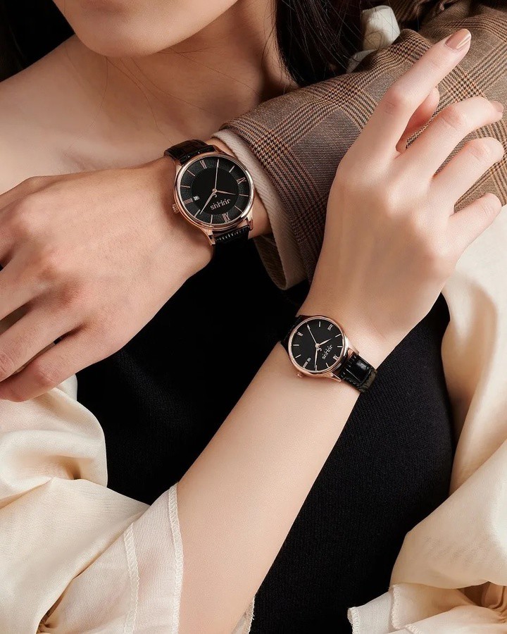 Đồng hồ là món quà tặng Valentine thiết thực. (Ảnh: Julius)