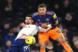 Video bóng đá Tottenham - Newcastle:  " Gà trống "  tiến gần nhóm xuống hạng (Ngoại hạng Anh)
