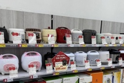 Điện máy cuối năm xả hàng, giảm giá tới 60% vẫn vắng khách