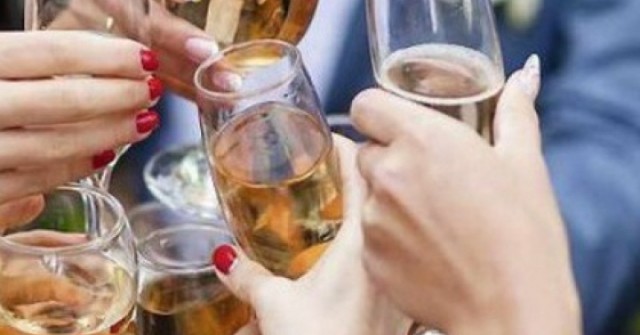 Uống rượu bia ngày Tết, hôm sau CSGT kiểm tra c...