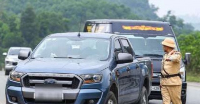 Nôn nóng về quê đón Tết, nhiều tài xế vi phạm t...