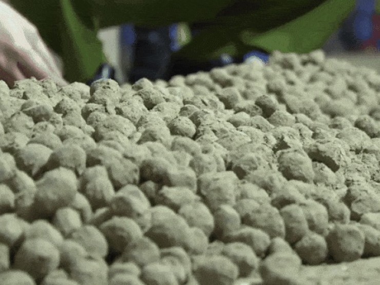 Đường dây làm giả 'thuốc đông y cổ truyền' từ bột ngô, thuốc tây