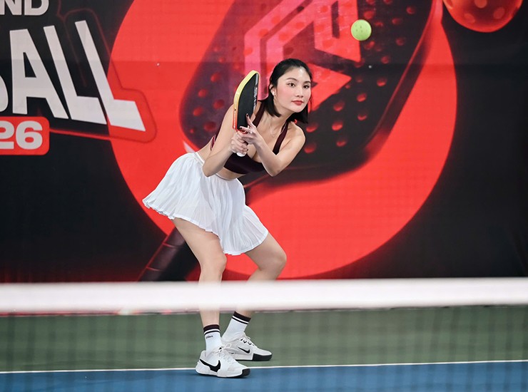Võ Tuyết Nhi chơi pickleball vào buổi trưa trong dịp Tết, đặt mục tiêu vô địch