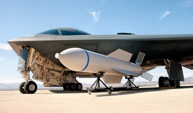 Một tuyên bố mới từ Tehran đang làm dấy lên tranh cãi về “di sản nguy hiểm” sau các cuộc không kích vào cơ sở hạt nhân của Iran.