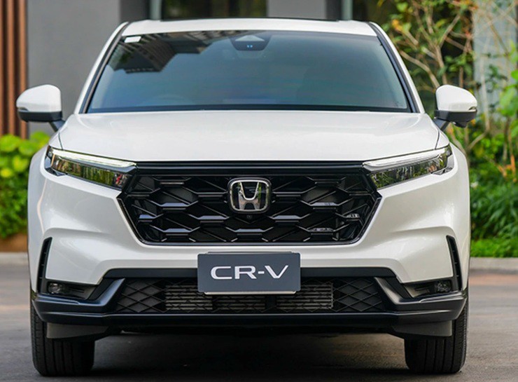 Nên mua Honda CR-V L hay Ford Everest Ambiente tốt hơn? - 2