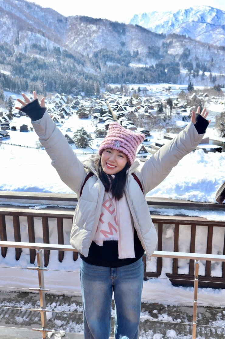 Phương Linh 'nghỉ Tết sớm' ở làng cổ Shirakawa-go - 3