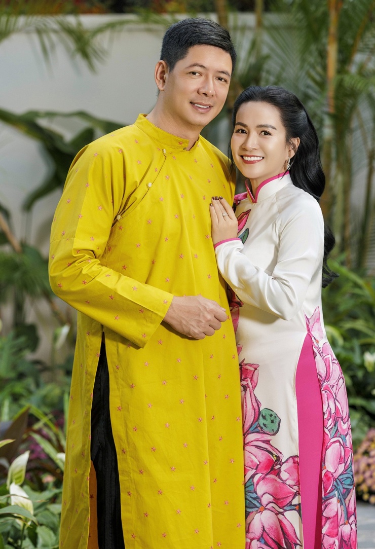 Bình Minh cho biết thời điểm cuối năm dù bận rộn nhiều việc anh và bà xã vẫn sắp xếp cùng hai con đi chơi, ghi lại những khoảnh khắc ấm áp, tình cảm của gia đình.