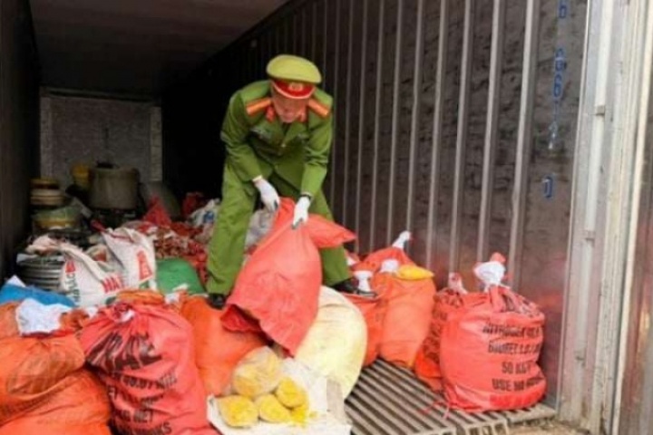 Chất cấm Vàng O được trộn vào hàng tấn riềng xay bán ra chợ, khu công nghiệp tàn phá sức khoẻ ra sao?