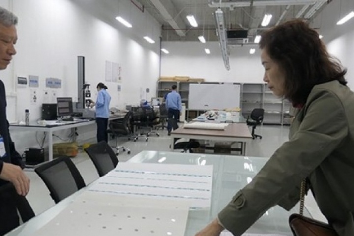 Chuyện làm giấy polymer in tiền