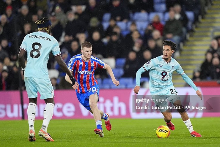 Video bóng đá Crystal Palace - Burnley: Hiệp một 5 bàn rực rỡ (Ngoại hạng Anh)