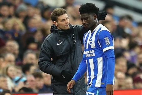 Baleba 120 triệu bảng càng đá càng tệ: MU mừng vì suýt vớ phải "hàng hớ"