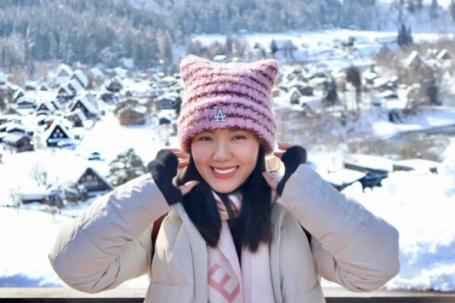 Phương Linh 'nghỉ Tết sớm' ở làng cổ Shirakawa-go