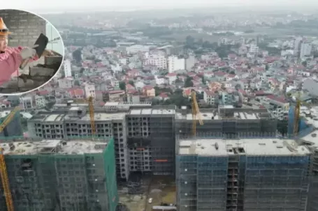 Công nhân vẫn bám công trường NƠXH từng 'nóng' chuyện dân xếp hàng xuyên đêm nộp hồ sơ