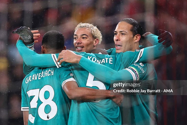 Liverpool tìm lại niềm vui chiến thắng