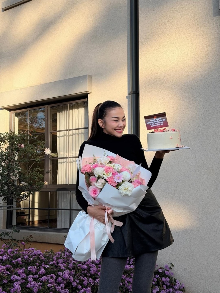 Ảnh sao 13/2: Tăng Thanh Hà đón Tết với hội bạn thân gần 20 năm - 2