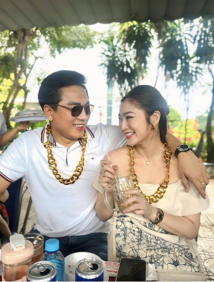 Ảnh sao 13/2: Tăng Thanh Hà đón Tết với hội bạn thân gần 20 năm - 9