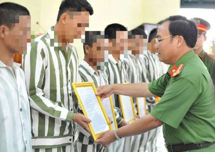 Phạm nhân có nhiều tiến bộ, có ý thức cải tạo tốt và được xếp loại chấp hành án phạt tù khá hoặc tốt theo quy định của pháp luật về thi hành án hình sự trong thời gian chấp hành án...có thể được xem xét đặc xá. Ảnh: Dân Việt.