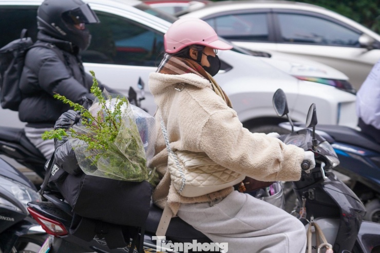 Dòng xe ùn ùn rời phố về quê nghỉ Tết, cửa ngõ Thủ đô tắc cứng - 5