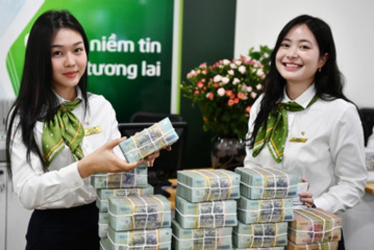 Lãi suất ngân hàng hôm nay 13/2/2026: Tăng mạnh trước kỳ nghỉ Tết