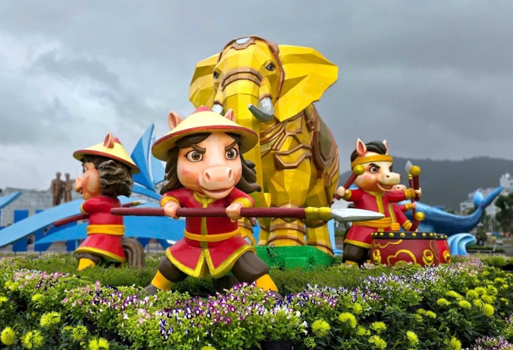 Ai đứng sau linh vật ngựa mặt quạu cầm iPhone17 gây sốt - 5