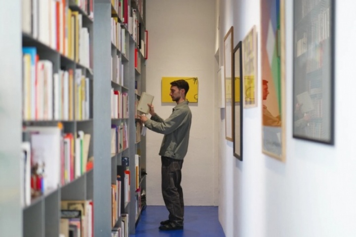 Nhà 45 m2 linh hoạt của cặp đôi thiết kế đồ họa