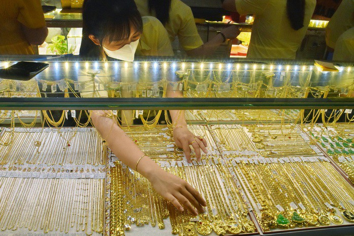 Giá vàng trong nước giảm mạnh