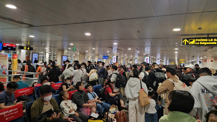 Nhu cầu đi lại bằng đường hàng không tăng đột biến dịp Tết