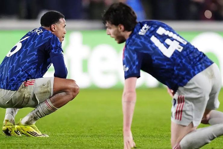 Arsenal sau tháng 12 đá khá tưng bừng đang phải oằn mình với lịch thi đấu dày đặc từ đầu năm