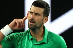 Djokovic bị chỉ trích vô học