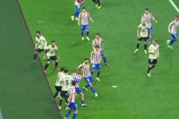 "Trận cầu điên" Atletico - Barca: VAR mất 7 phút kiểm tra bàn thắng vì sự cố hy hữu