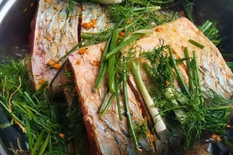 5 món ăn dễ khiến hơi thở có nồng độ cồn dù không uống rượu bia