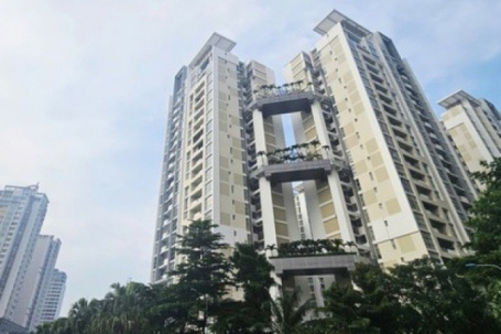 Vì sao một ngân hàng lớn thông báo tạm ngừng cho vay dự án bất động sản?