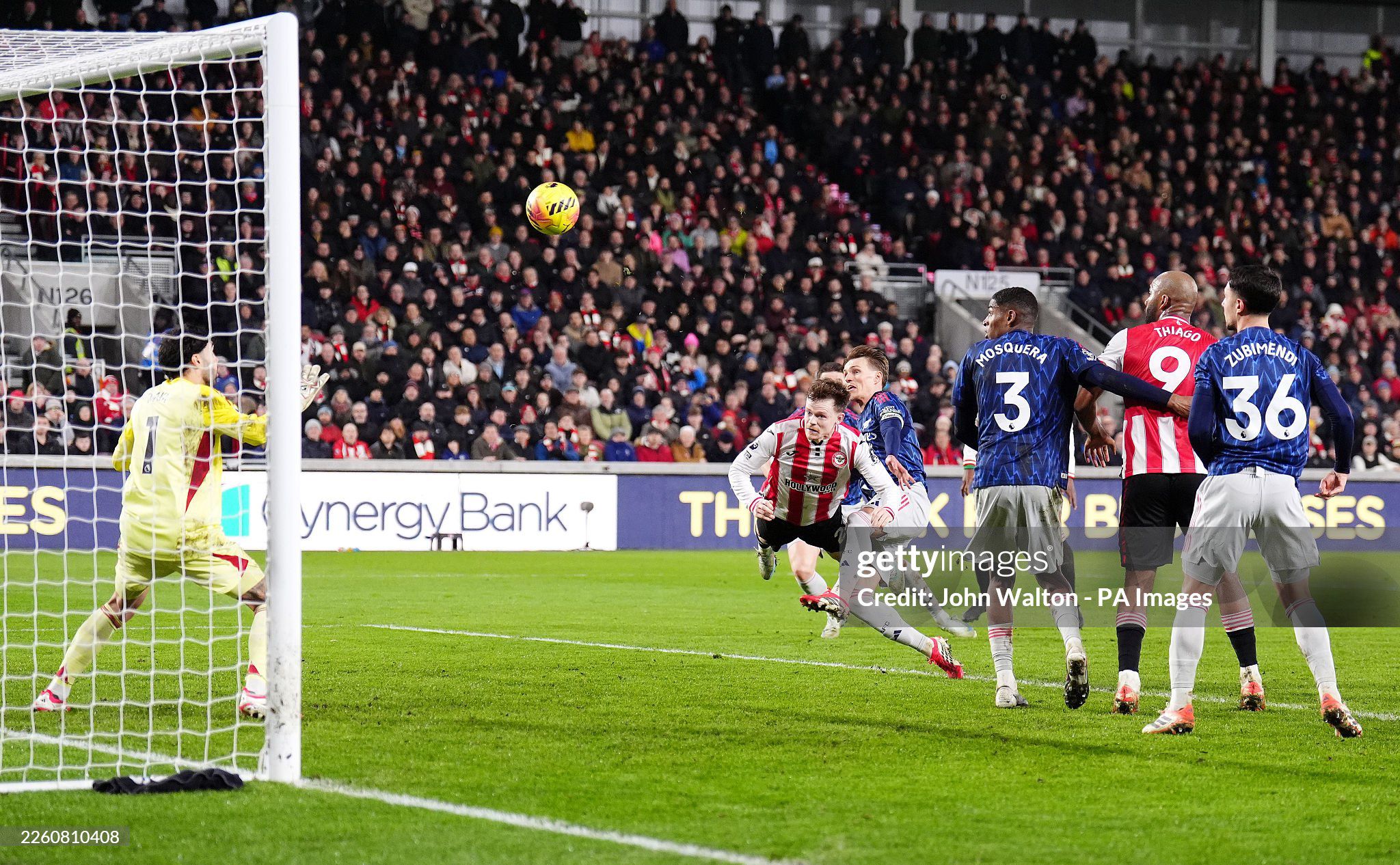 Trực tiếp bóng đá Brentford - Arsenal: Martinelli phung phí cơ hội phút bù giờ (Hết giờ) - 6