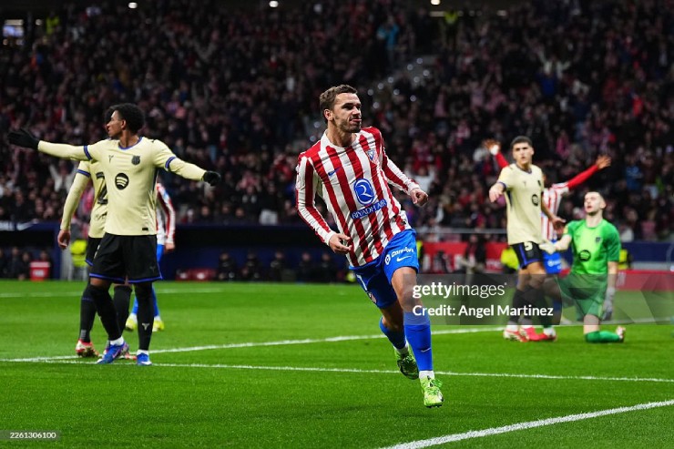 Atletico đại thắng trong ngày hàng thủ Barca hóa "thảm họa"